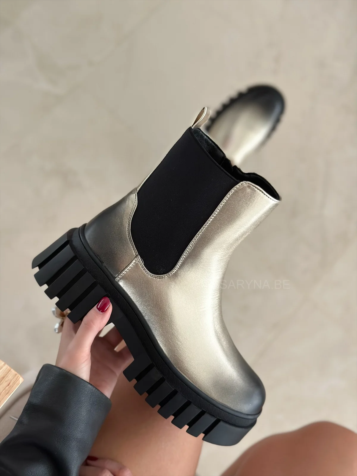 Thumb 3